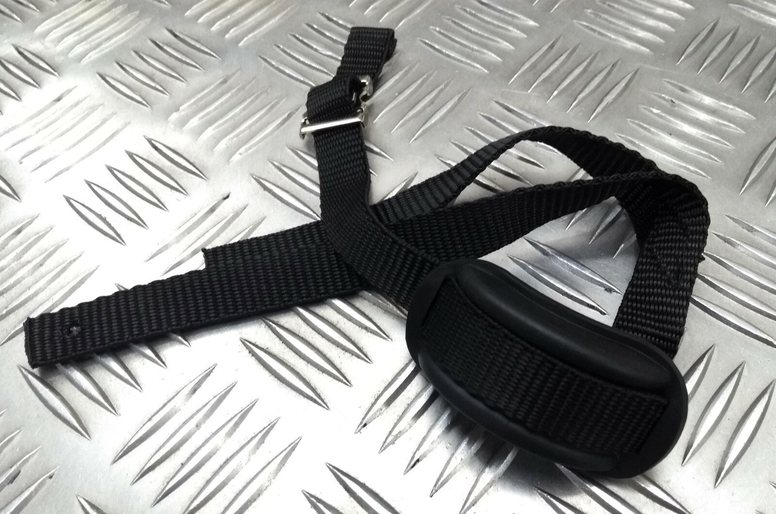 British Made Standard Issue Y Assembly Chinstrap With Chin Cup Guard New