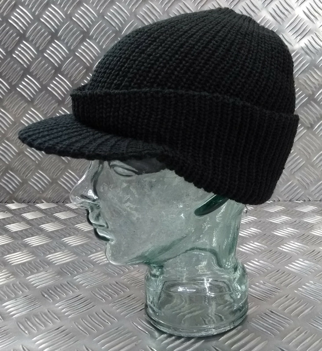 Black Peak / Peaked Beanie Hat / Radar Cap - One size - BRAND NEW