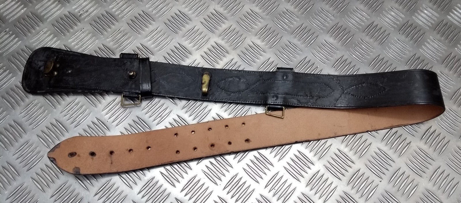 British Sam Browne Belt, Black Leather. No Buckle / Shoulder Strap Size 4