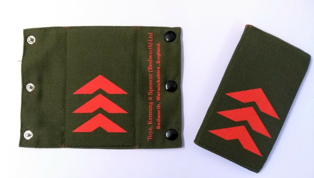 Shoulder Epaulettes Three Red Chevrons on Army Green Slide Stud Backed STD290