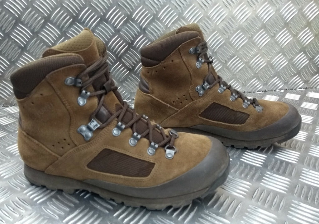 ITURRI Army Style Boots Hi Liability Combat / Patrol Brown Suede
