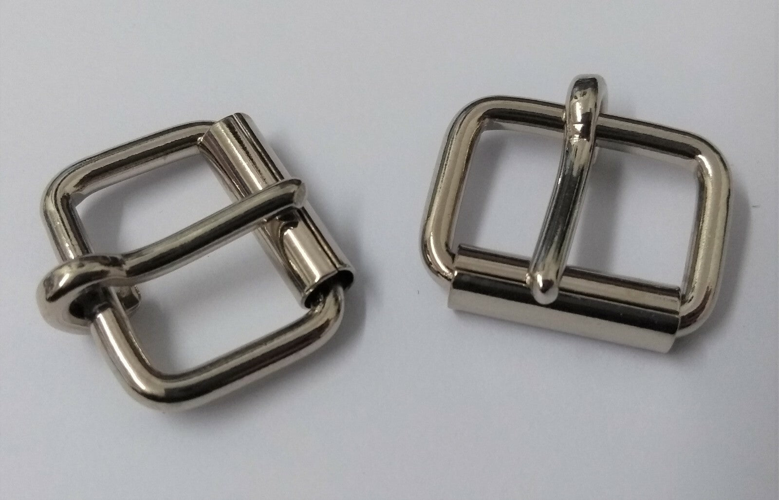 Genuine Specification 5/8" Nickel Plated Small Roll Buckles X4 STD42