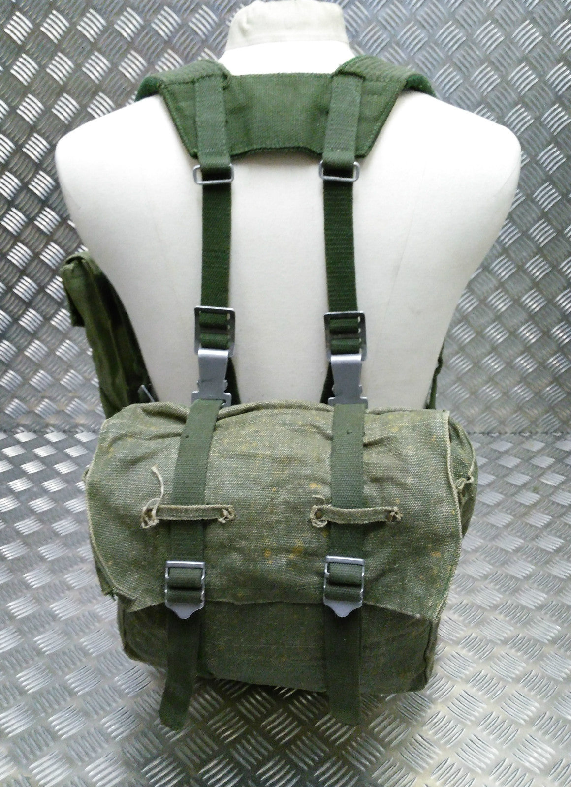 Genuine Army Heavy Duty Harness / Rig for Vintage Battle Pack (Harness Only) Gd1
