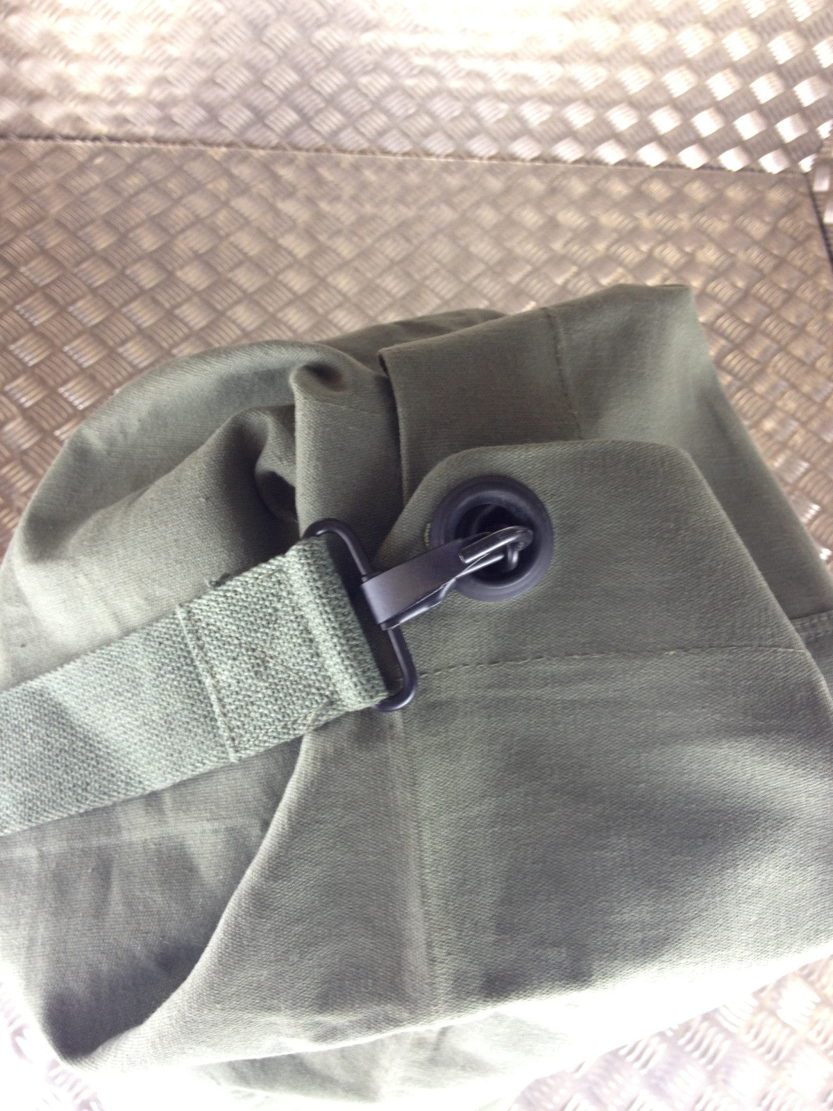 British Army Style Kitbag / Duffle / Shoulder Bag - Green / OD - NEW KB5