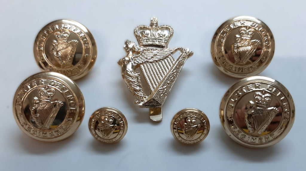 UDR Army Buttons & Badge British Ulster Defence Regiment Queens Crown Insignia