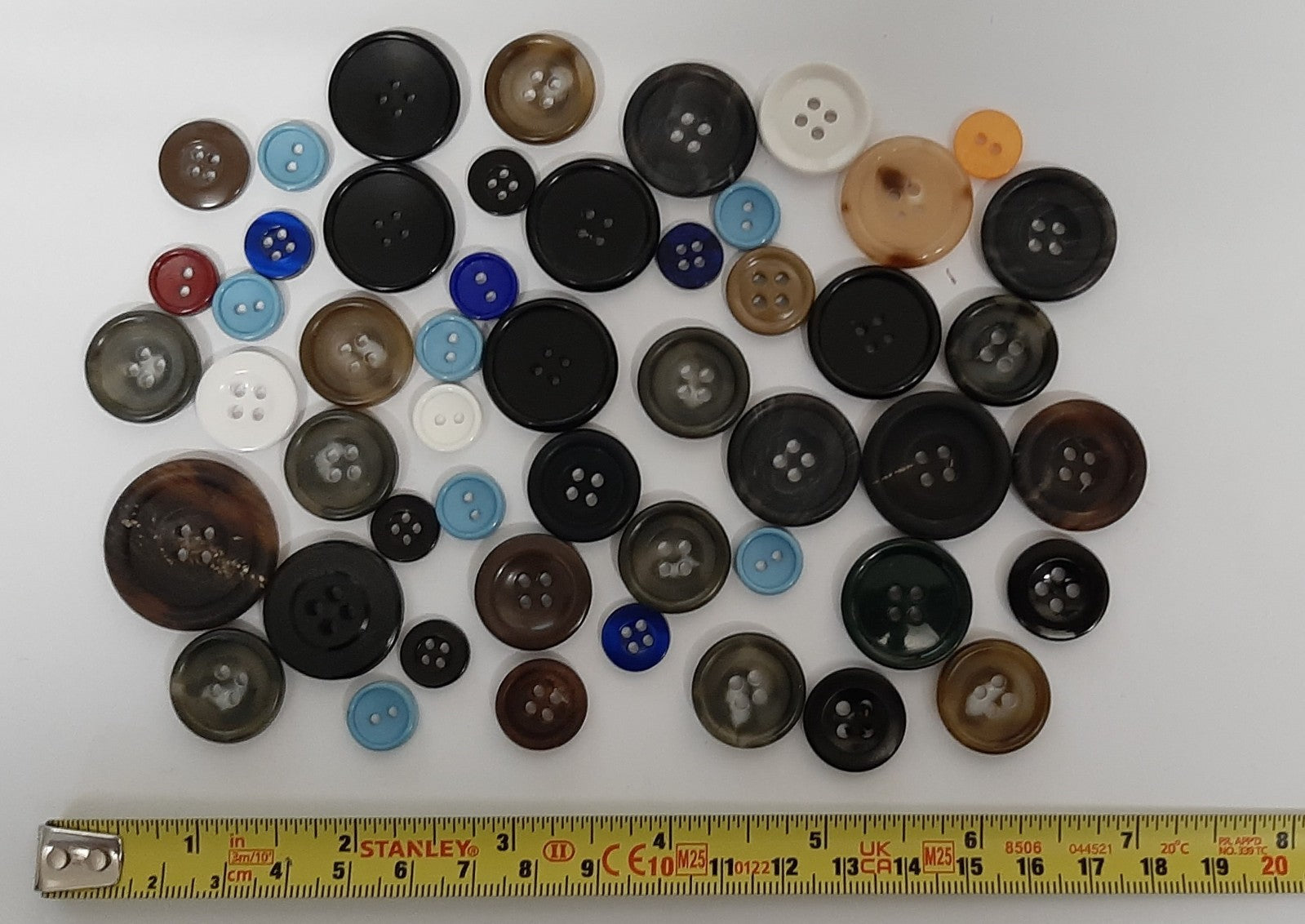Vintage Military Buttons Assorted lot 2 Hole and 4 Hole Miscellaneous Batch