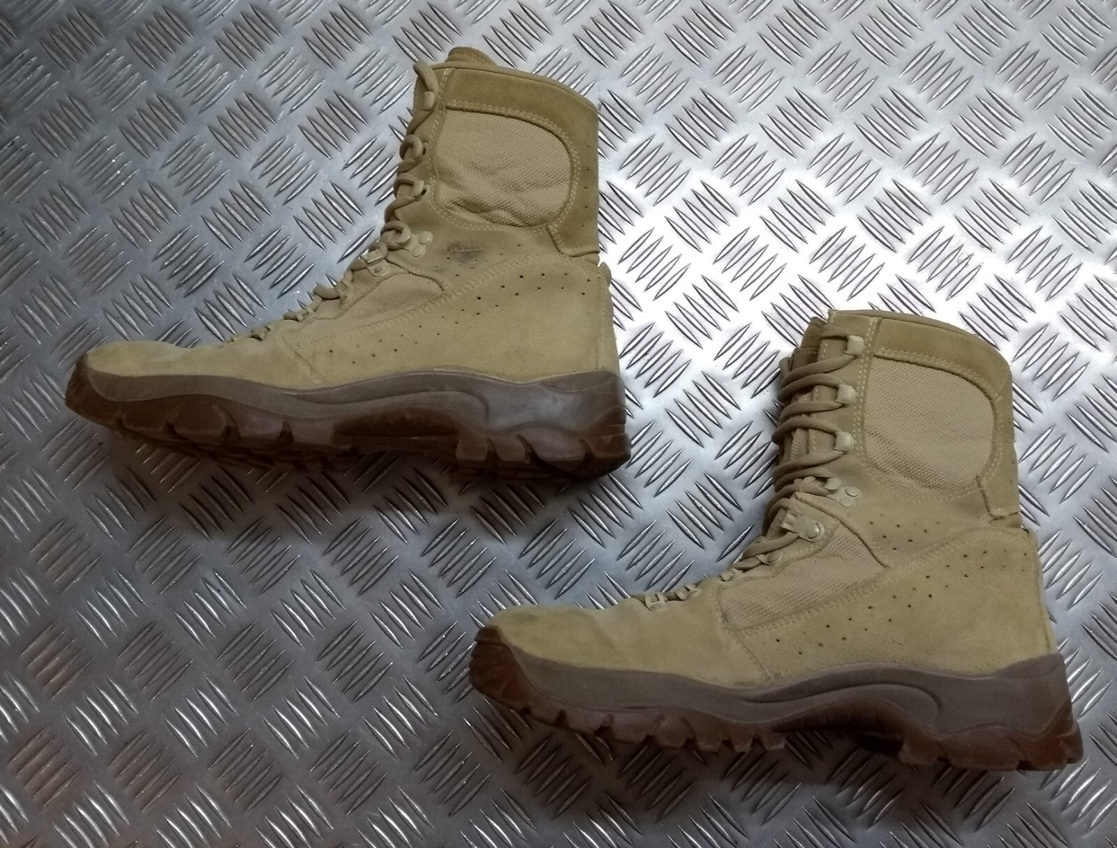 Genuine British Army Issue Meindl Desert Fox Assault / Patrol Combat Boots