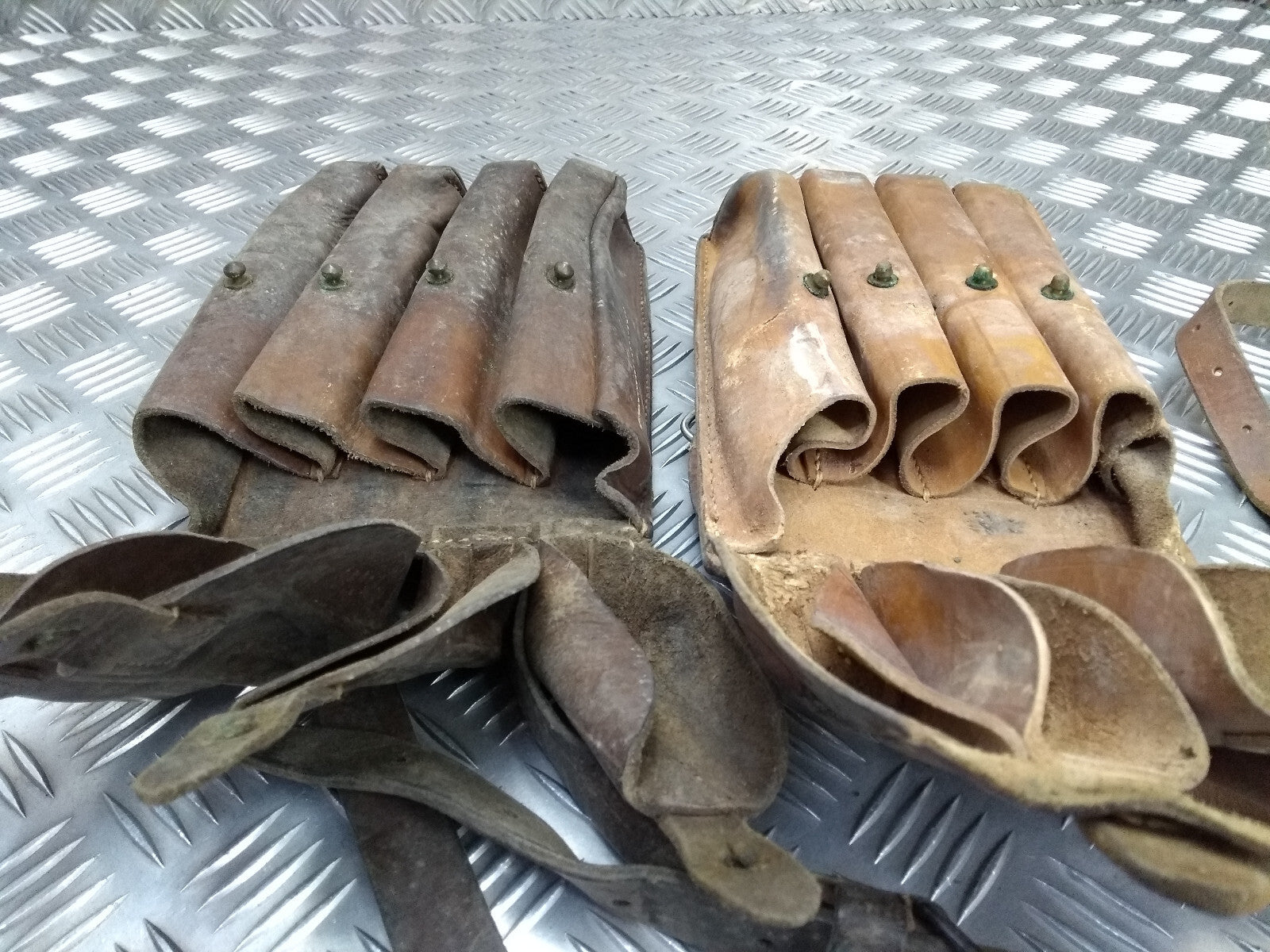 Genuine Vintage Issued Leather Ammo Case / Bag & Shoulder Strap Faulty