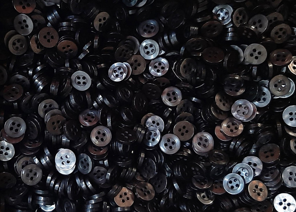 Buttons 10 Vintage 4 Hole for Dress Shirts Pearlesque Black / Grey 10.7mm NOS