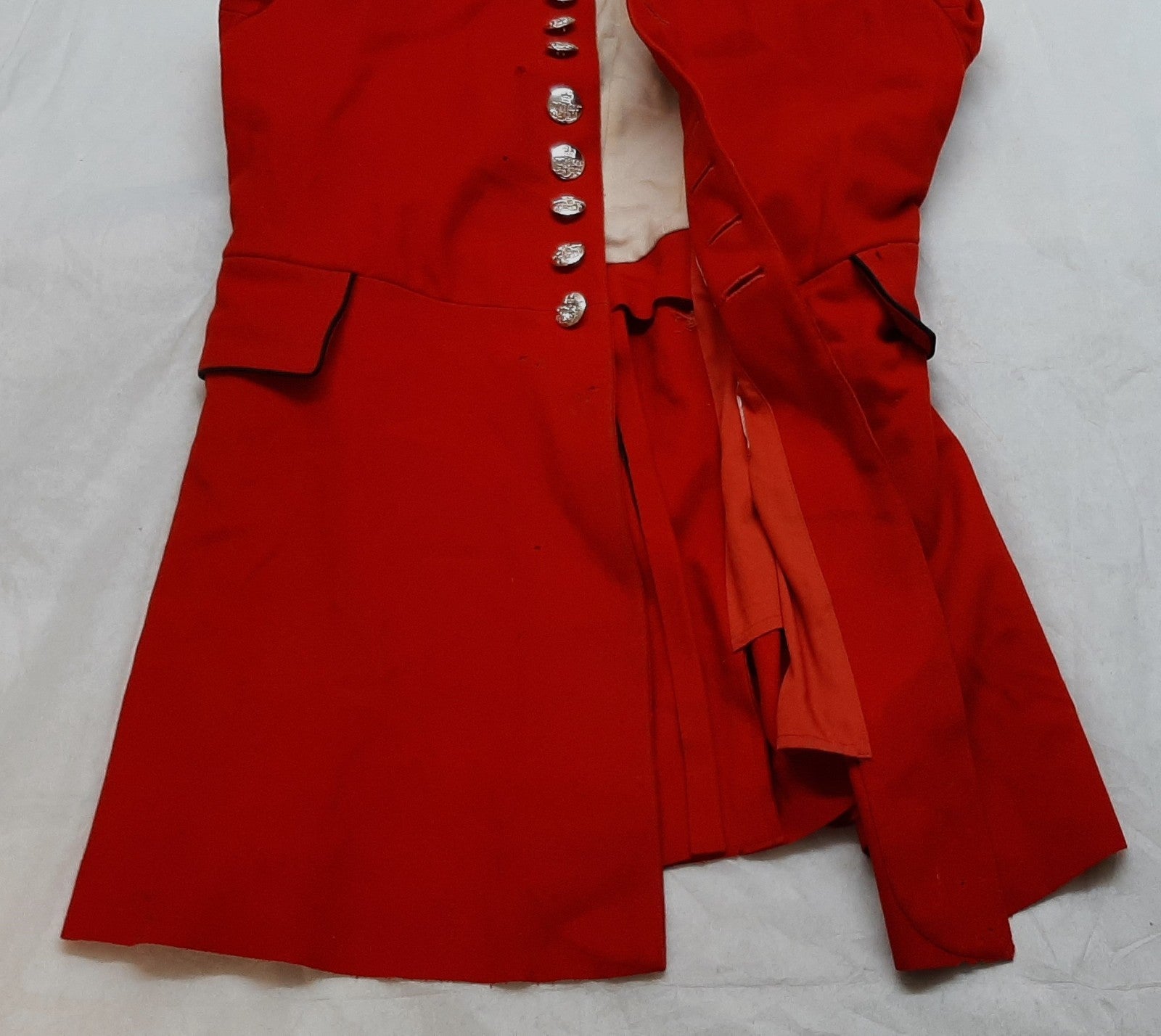 Red Long Coat Royal Hospital Chelsea Queens Crown British Army Uniform Faulty