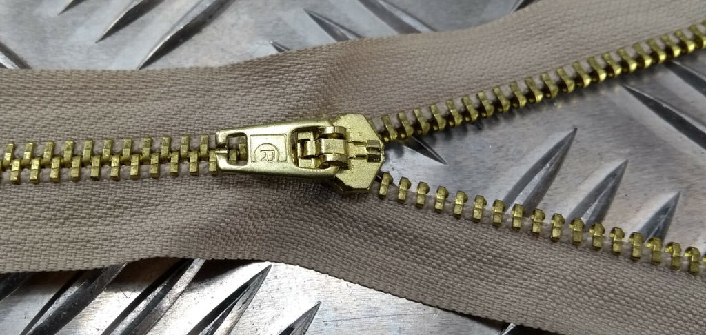 Genuine British Issue 19.5cm Closed End Metal Zip Zipper Beige ZPM205