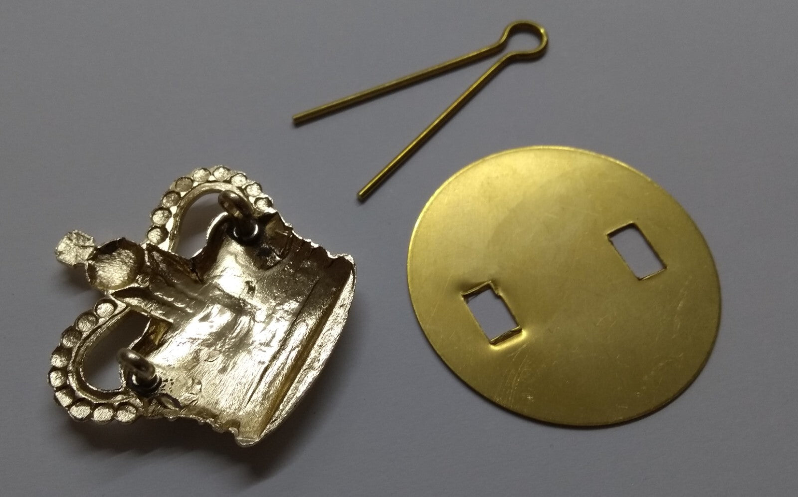 St Edwards Crown Class 2 WO2 Arm Badge with Fittings