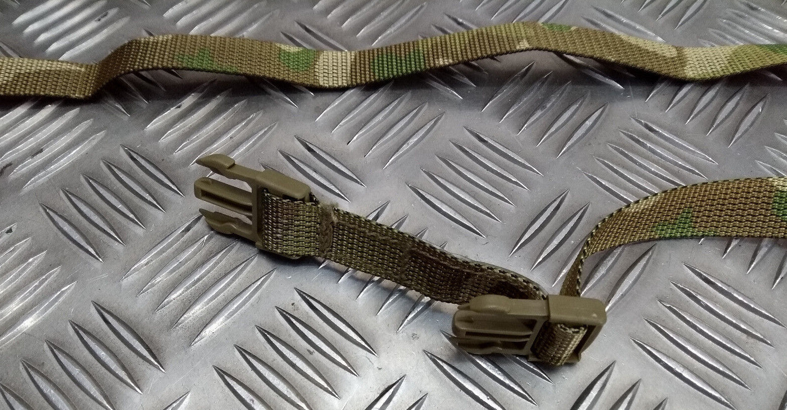 Osprey Side Pouch Strap Yoke, MTP IRR PLCE, Genuine British- Used