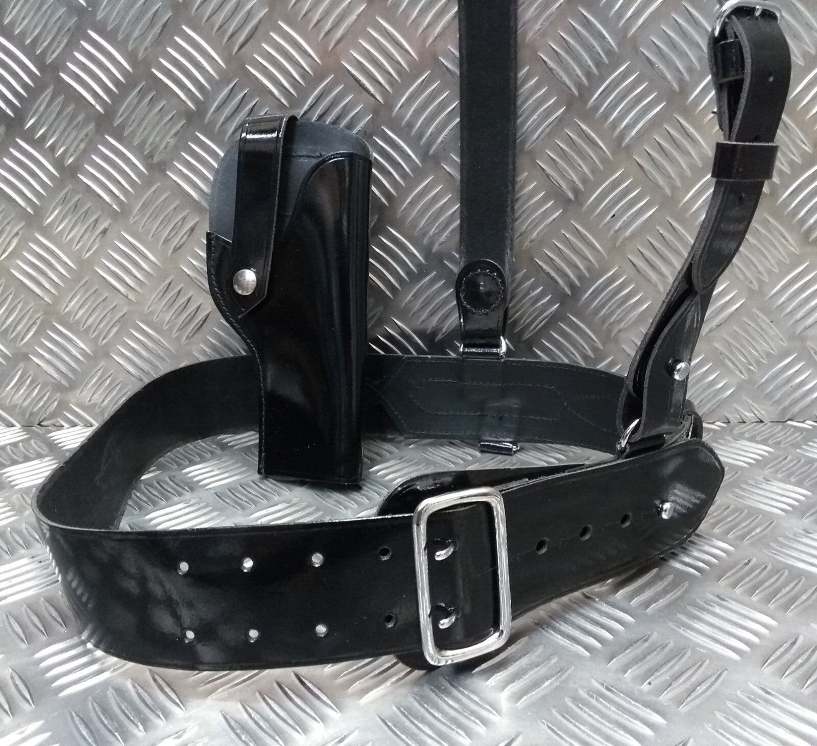 Sam Browne Patent Hi Sheen Black Leather With Chrome Fixings Includes 9mm Pouch