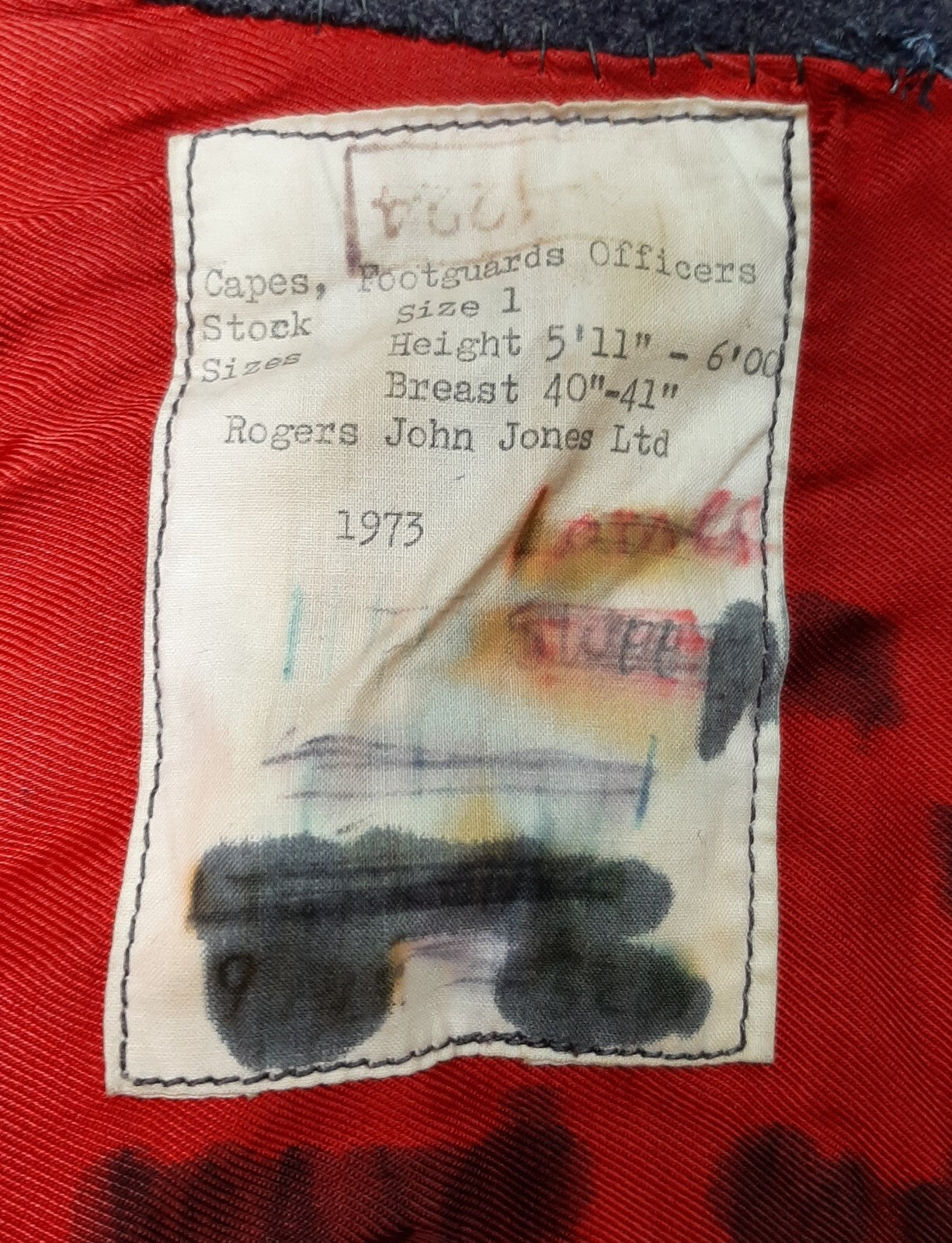 Vintage Officers Cape Red Lined British Army 1973 Pattern Foot Guards No Buttons