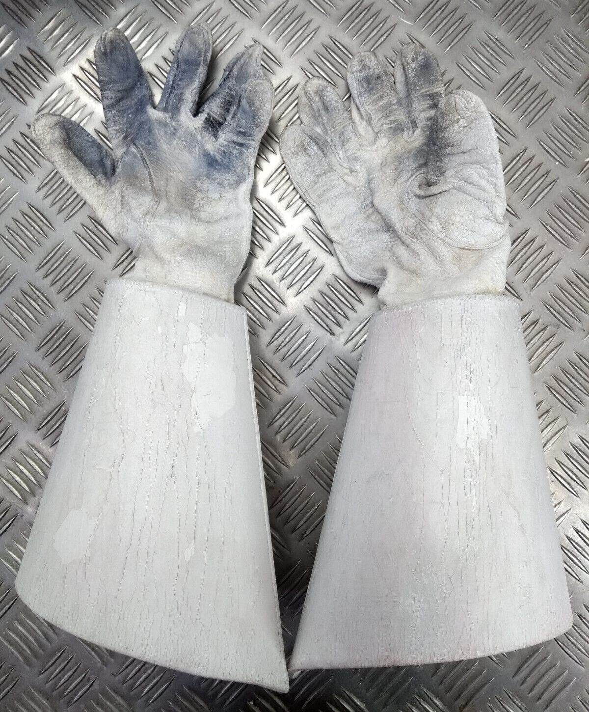 British Army Household Cavalry White Leather Gauntlet Parade Gloves Size 9.5