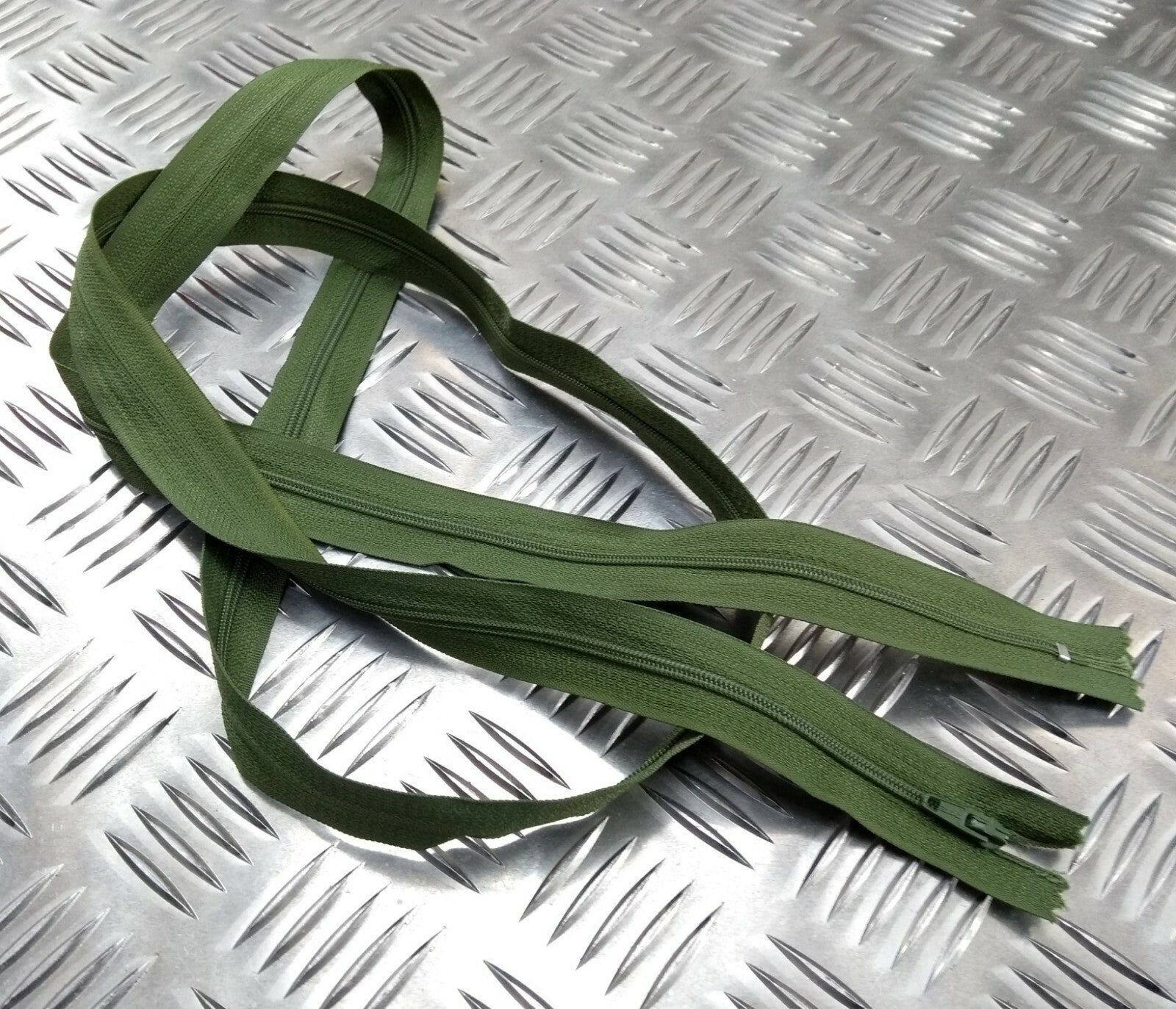 Genuine British 148cm Closed End Green Heavy Duty Zip Zipper