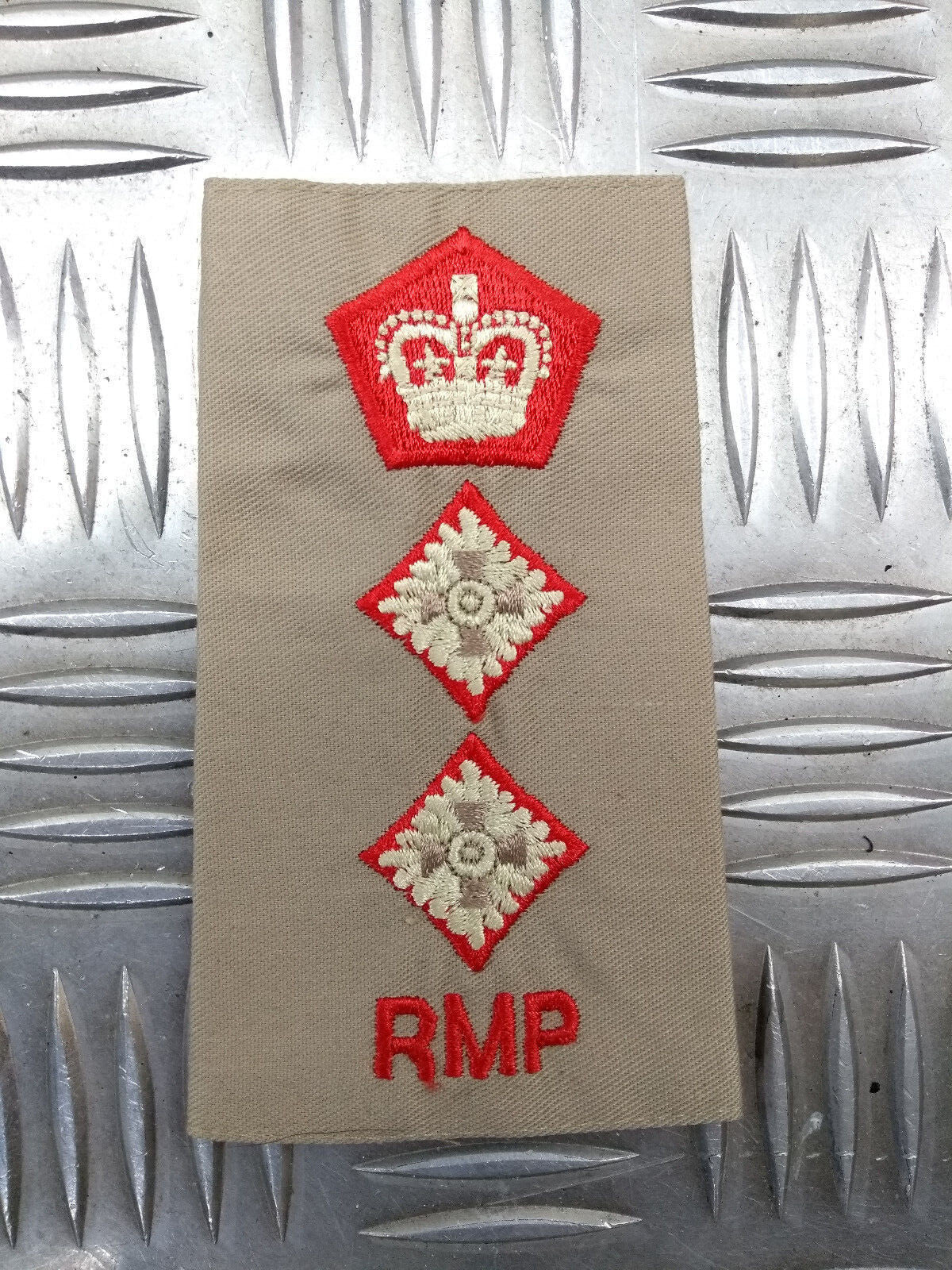 RMP Light Khaki / Cream Red Edged Colonel Rank Slides - NEW