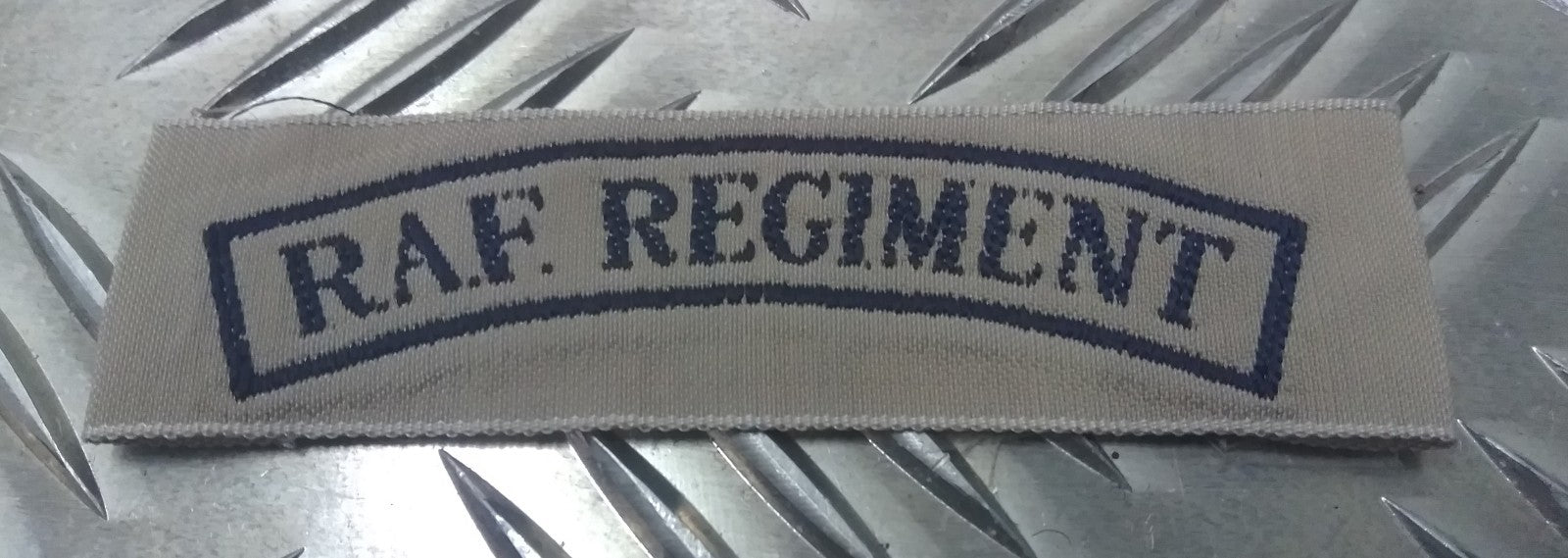Genuine Vintage British RAF Royal Air Force "R.A.F Regiment" Tropical Stone Patch