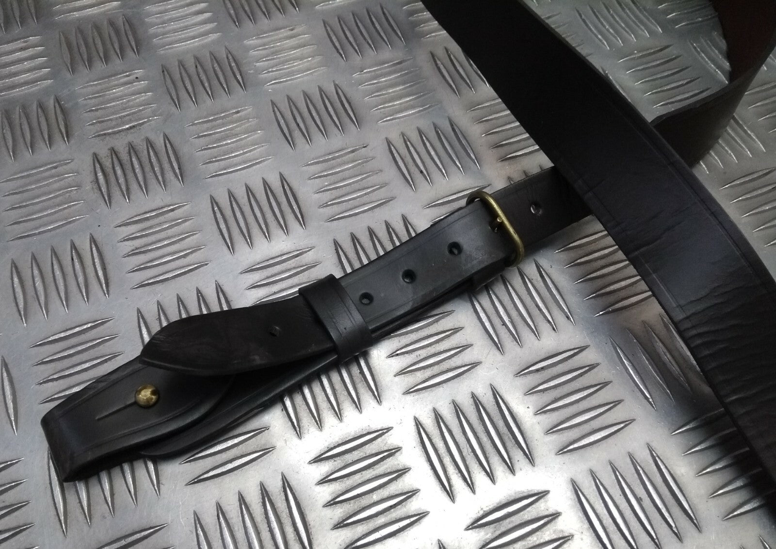 British Issue Sam Browne Leather Cross Over Shoulder X O Strap