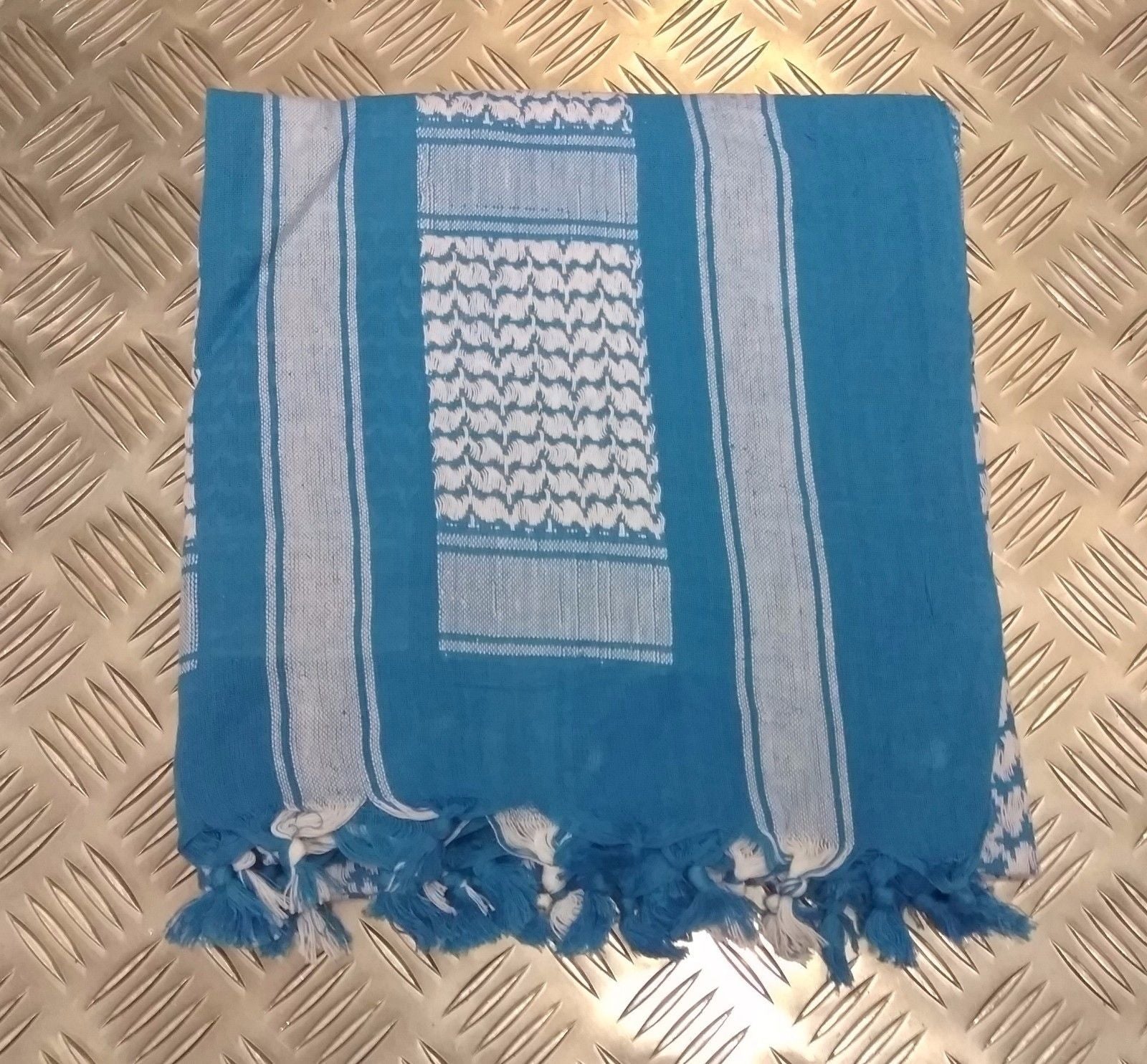 100% Cotton Shemagh / Arab Scarf / Pashmina / Wrap / Sarong. White & Blue - NEW