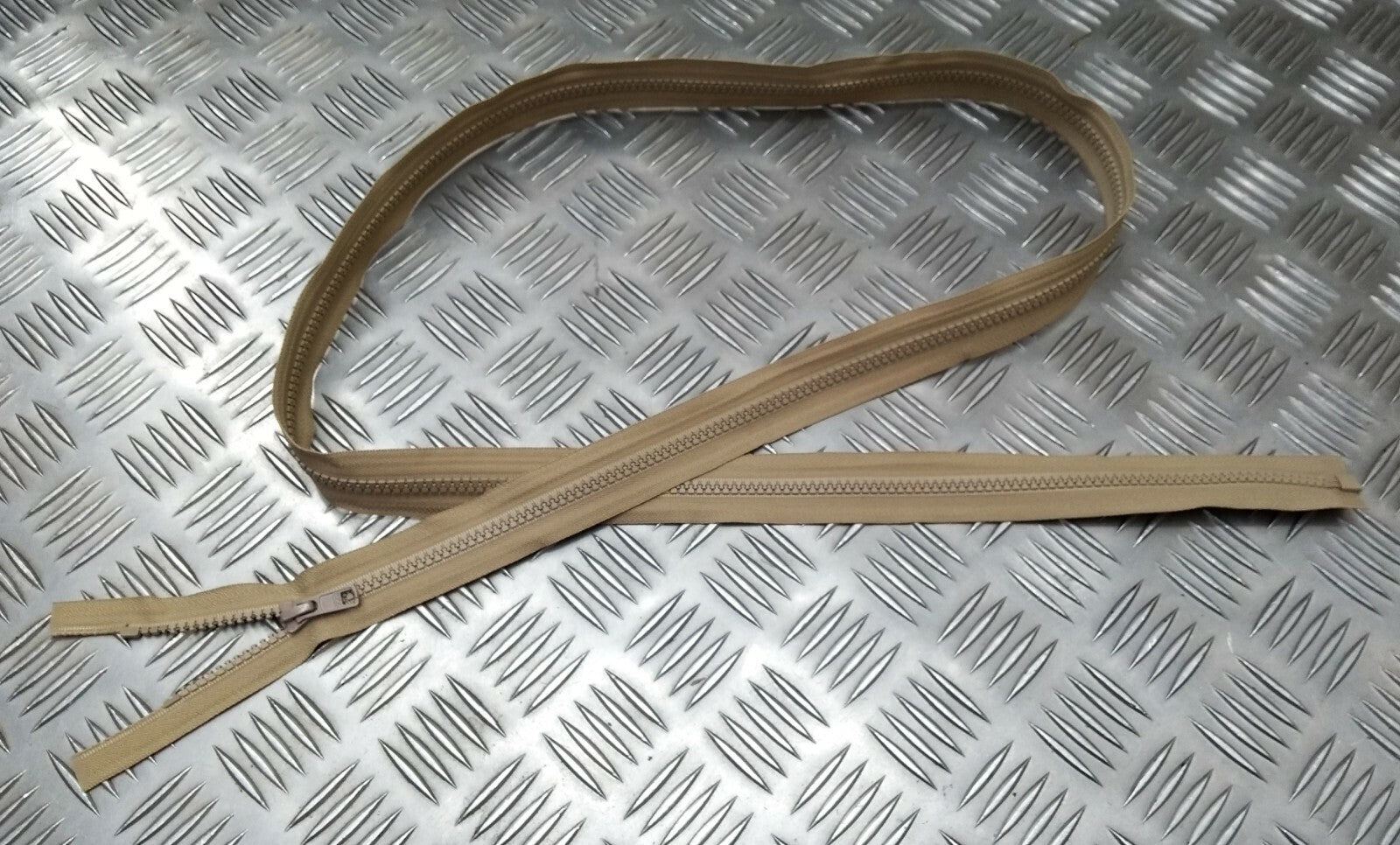 ZIP YKK Sliding Fastener 140cm Mil-Spec Desert Coyote Survitec Spec NEW
