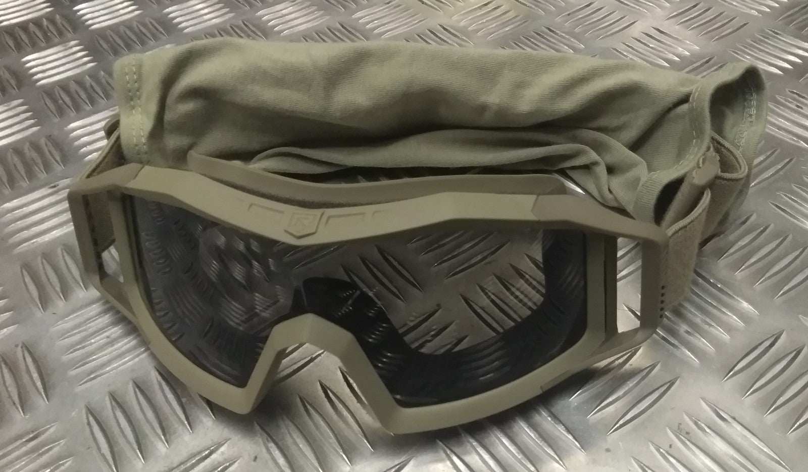 Army Ballistic Goggles British Revision Wolf Spider Coyote / Tan Three Lens Kit