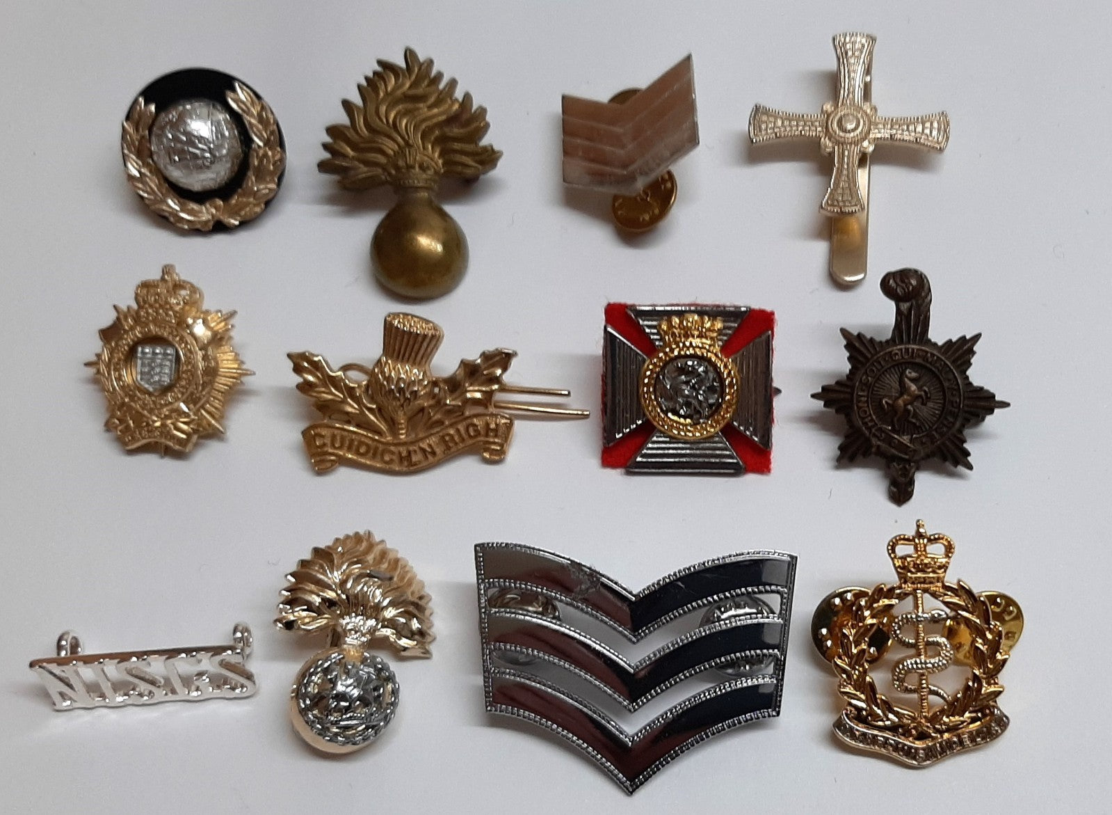 Assorted Badges, Titles Various Regimental types 1 Lot of 12 Items