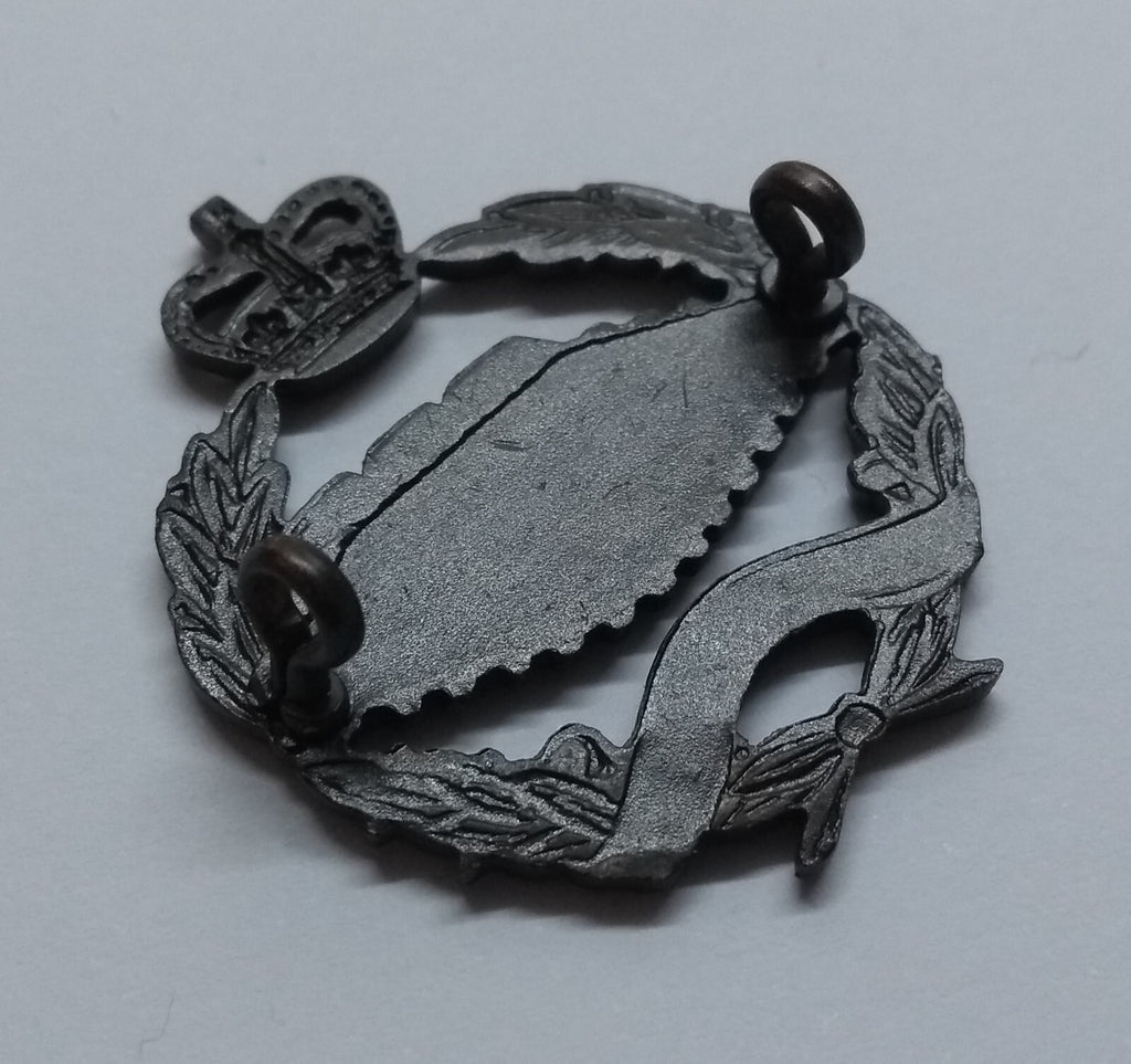 RTR Service Badge Royal Army Tank "Fear Naught" Insignia Subdued No Split Pins