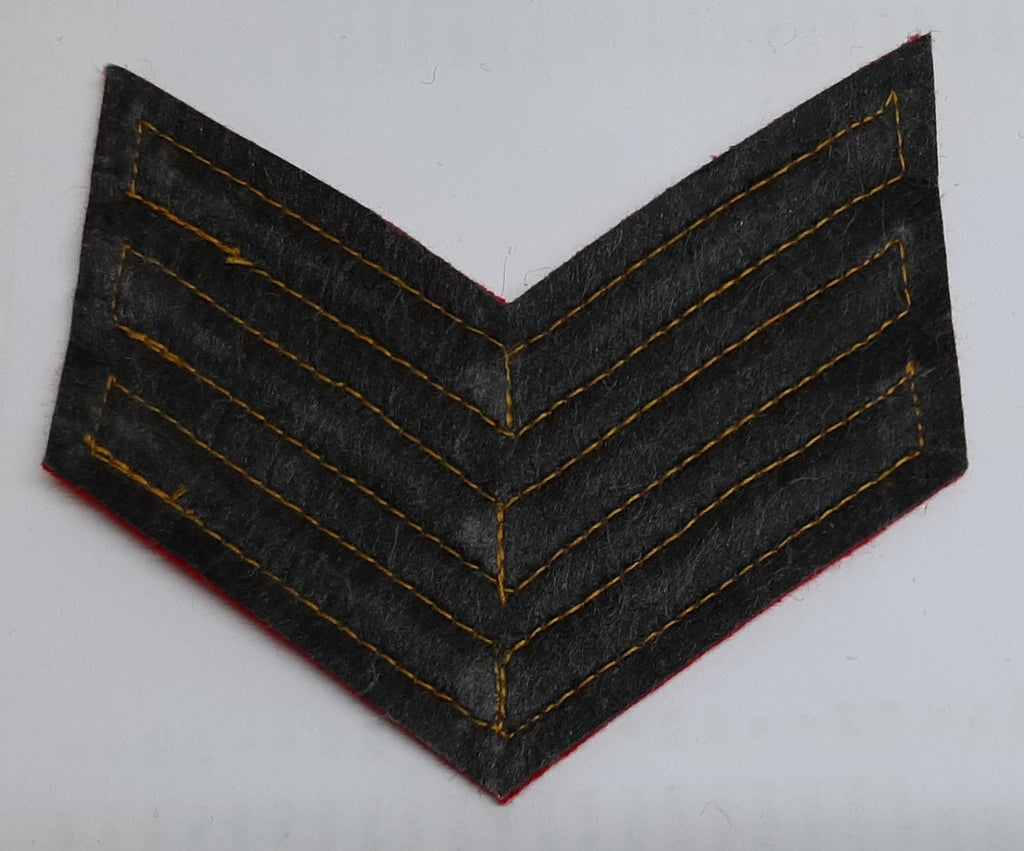 Mess Kit Chevrons 3 Gold Bar On Scarlet Felt SGT Stripes