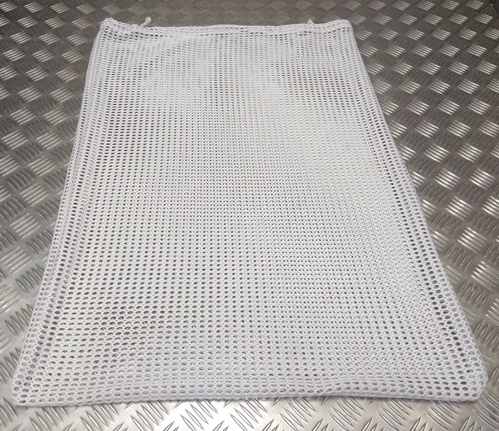 Genuine British Tri-Service White- Off White Mesh Laundry Linen Bag