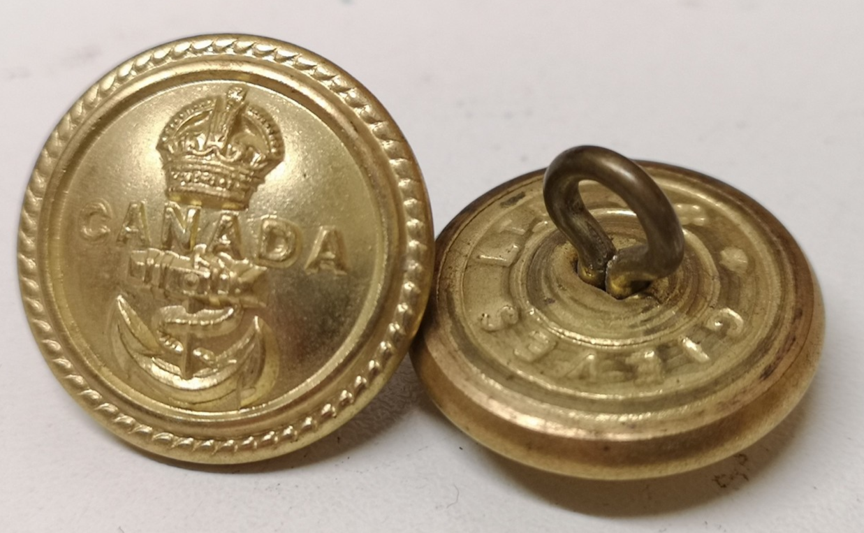 Royal Canadian Navy King's Crown Buttons 36L x2