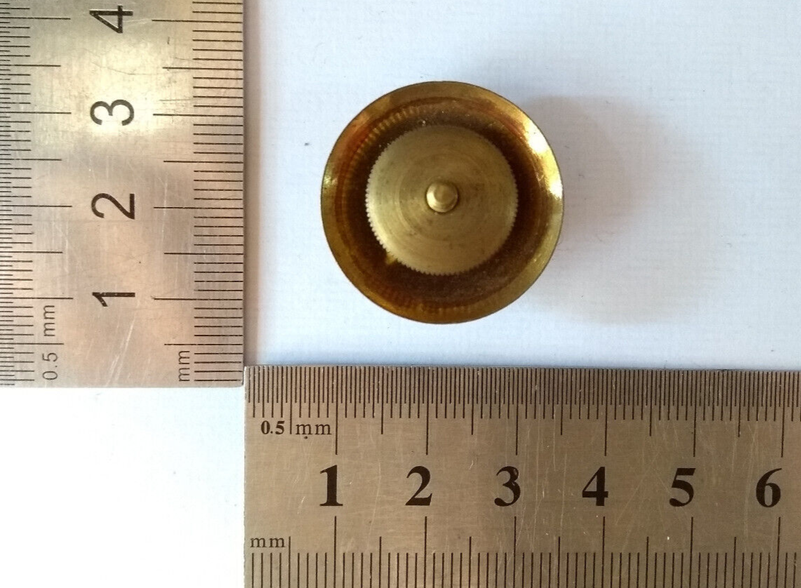US Enlisted Man's Connecticut "CT" Collar Dog / Domed / Screw backing