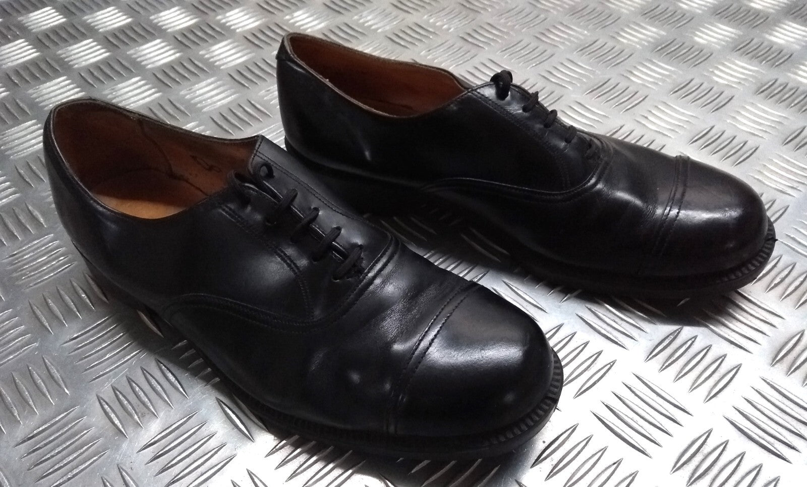 Service Shoes Black Leather British Army Pattern DMS Sole Toe Cap Section USED