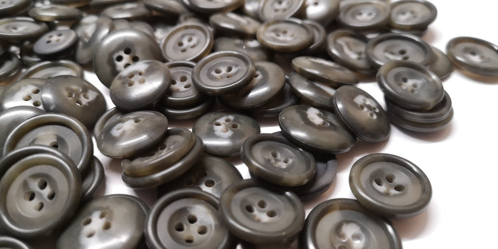 Vintage Style Mixed Size Green Grey Colour Buttons 230g
