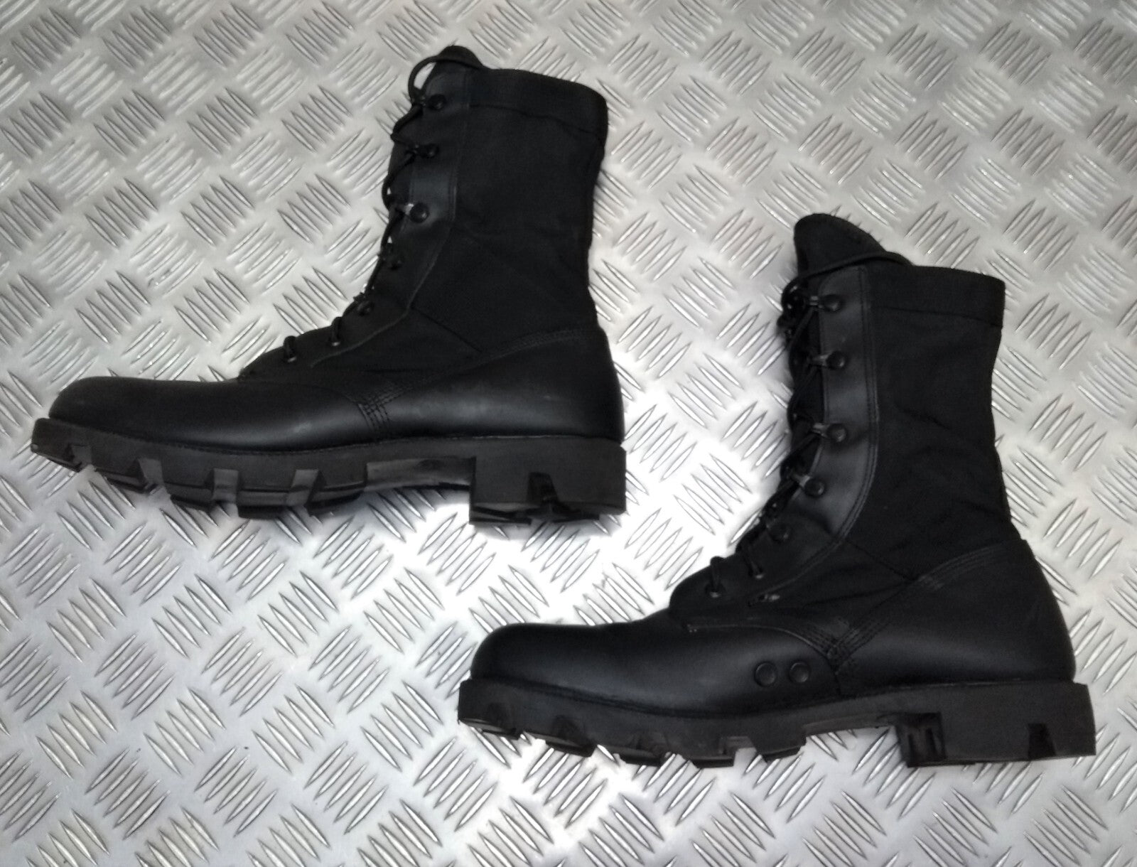 Wellco Jungle Boots Combat USA UK Style WP Spike Protection Soles UK 14