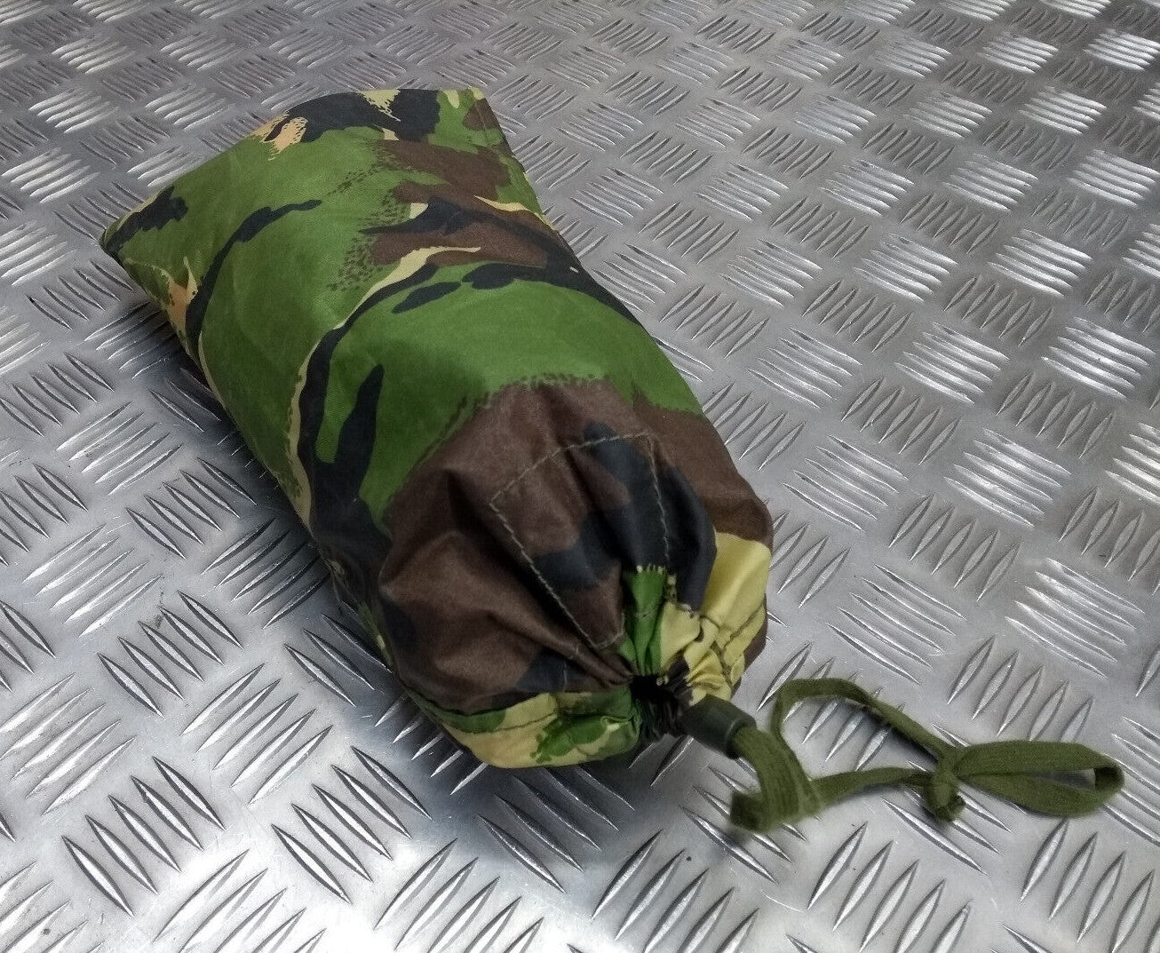 DPM Woodland Camo Basha Basher Shelter Sheet Bag Genuine British Military Issue