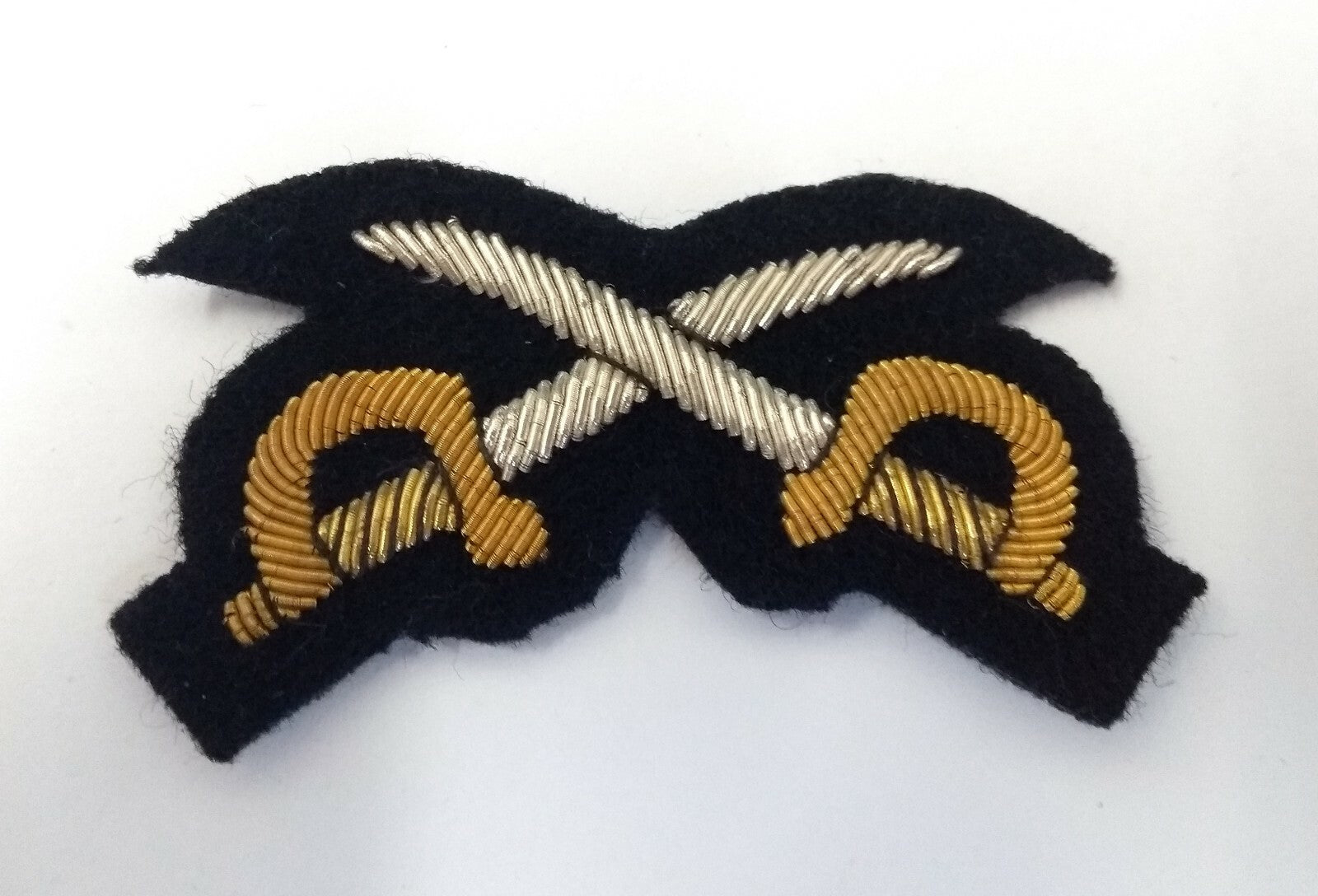 Genuine British Army Issue Wire Braided PTI Crossed Swords Mess Badge