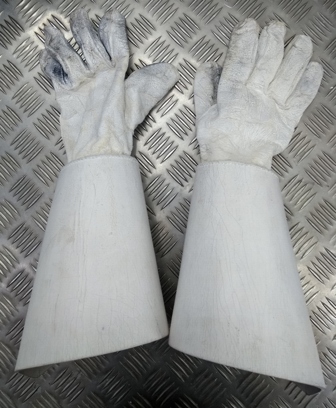British Army Household Cavalry White Leather Gauntlet Parade Gloves Size 9.5