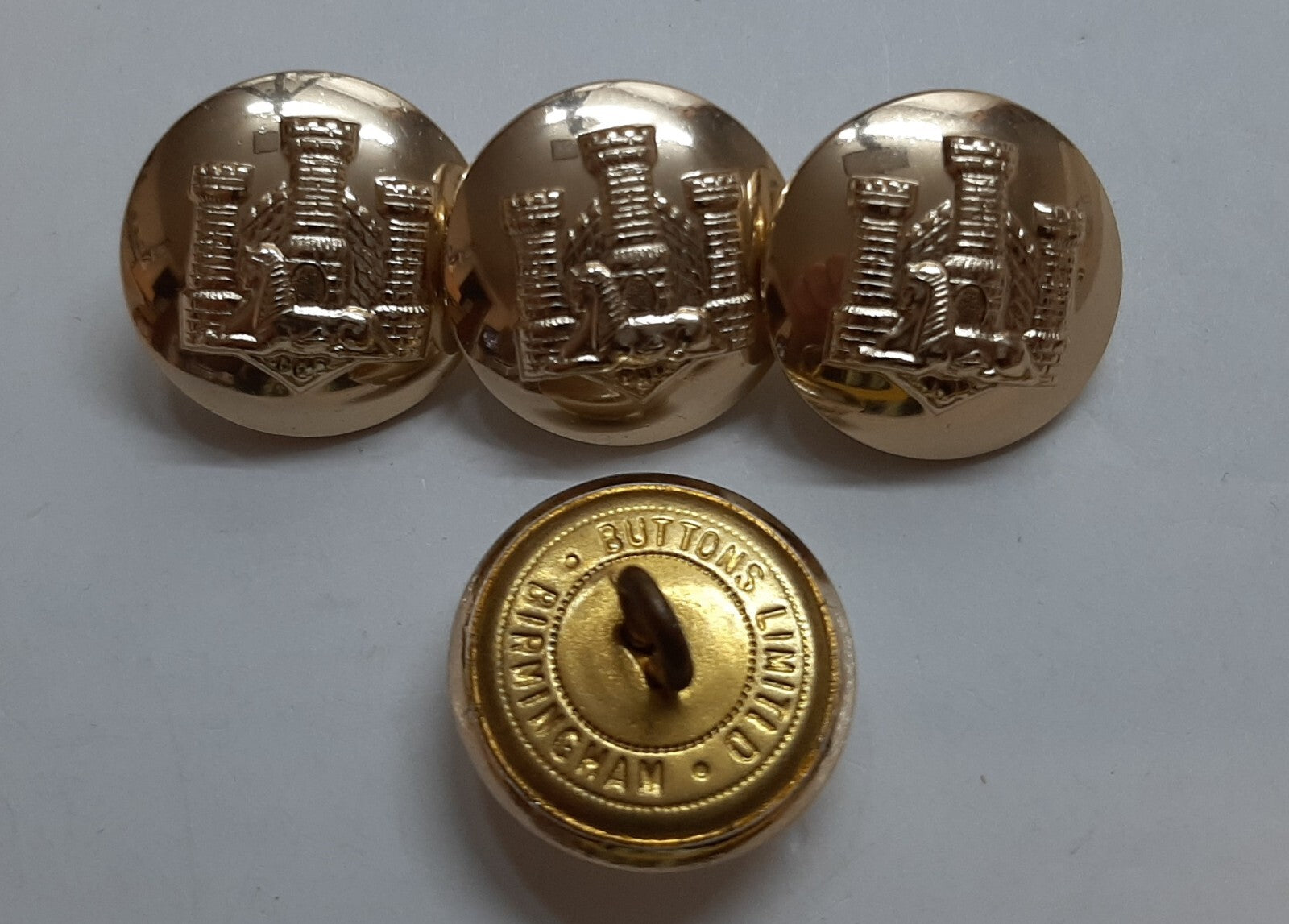 Devonshire and Dorset Insignia Buttons For Officers or Great / Overcoats X4