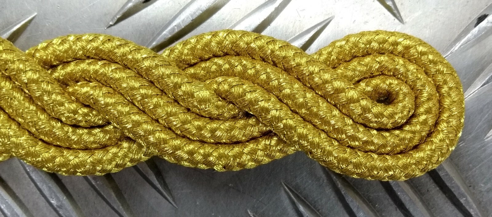 Genuine Issue No Rank Gold Wire Ceremonial Braided Shoulder Boards