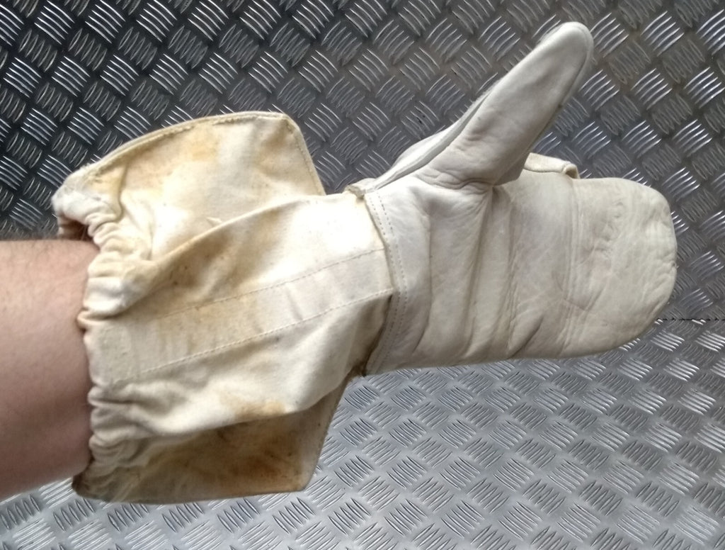 Vintage Arctic Mitts British Army issue Canvas & Chrome Leather & Trigger Finger