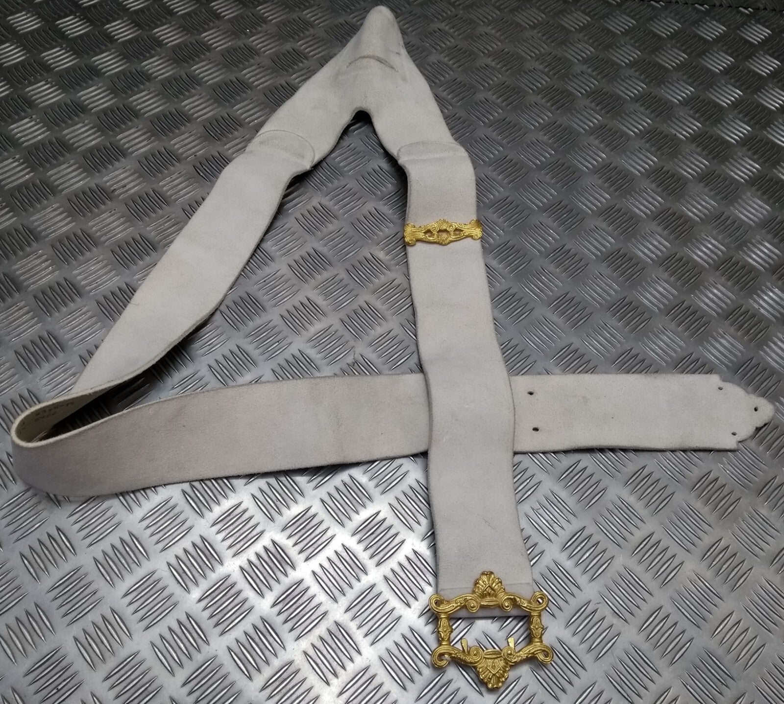 Welsh Buff Leather Colour Bearer Sling Issue With Buckle And Stay