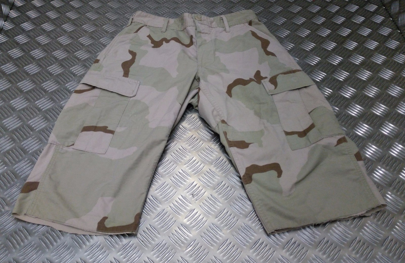 Genuine US Ripstop 6 Pocket Combat / Field Cut Down Trousers Desert Camo Shorts