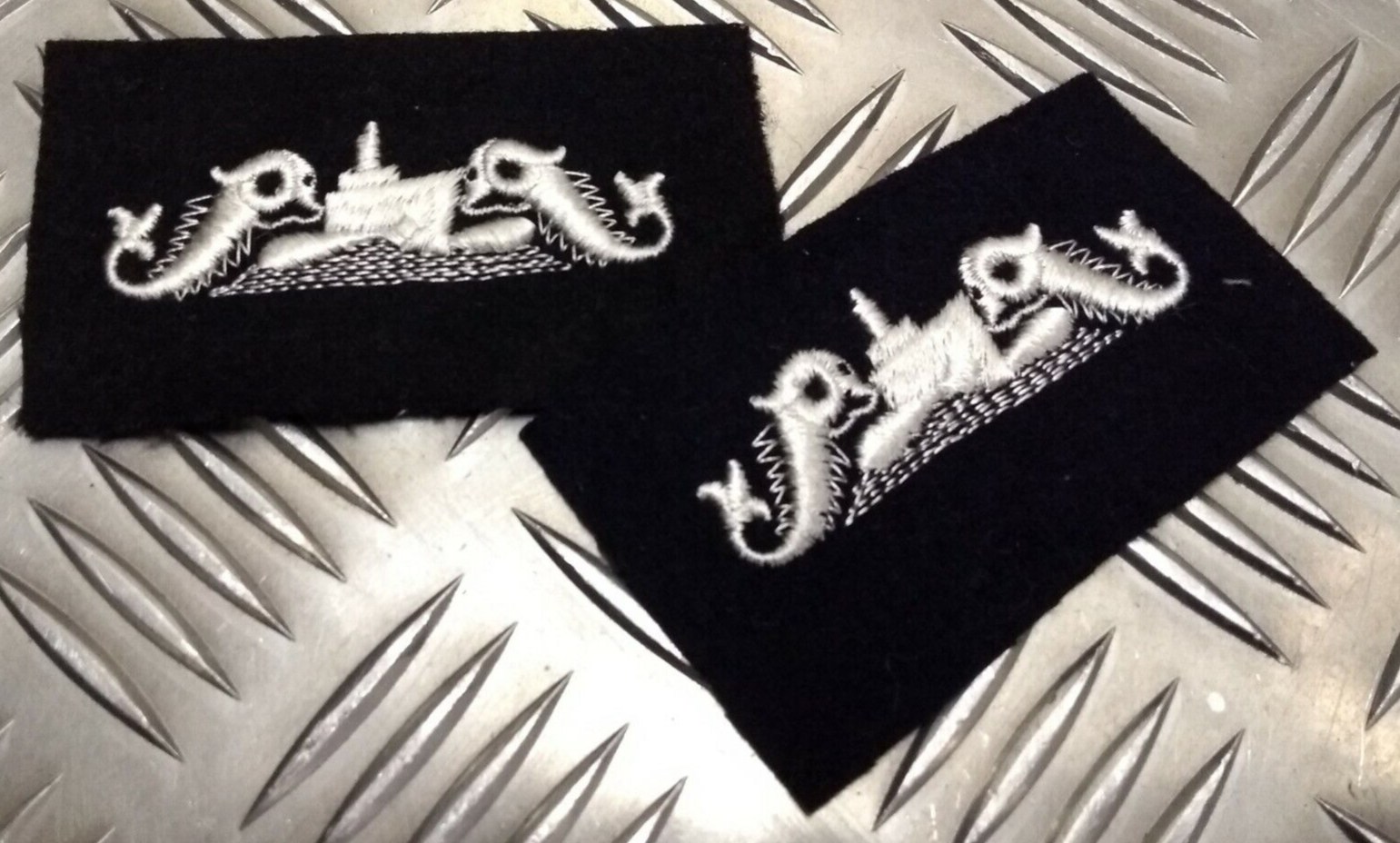 Genuine Vintage U.S USN Navy Enlisted Issue Submariner Insignia Patches ERN29