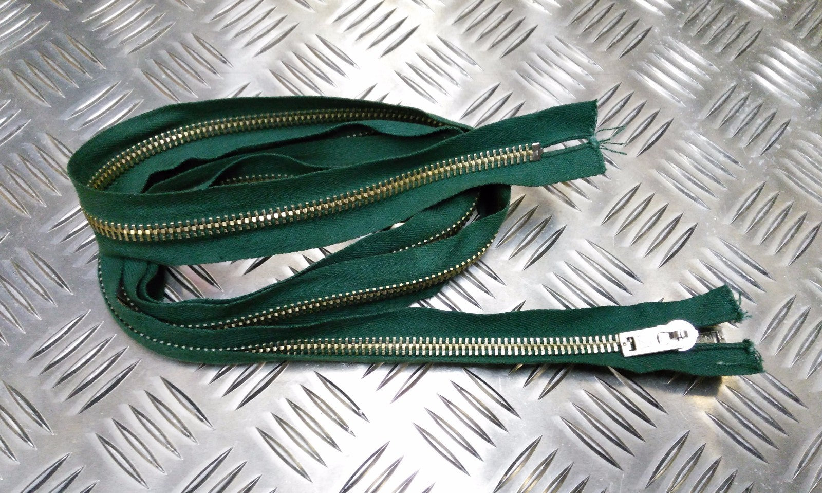 Genuine British Army NZ 66" Closed End Metal Zip / Zipper Vintage Green