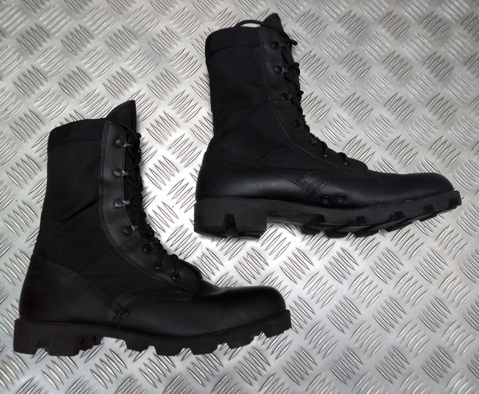 Wellco Jungle Boots Combat USA UK Style WP Spike Protection Soles UK 14