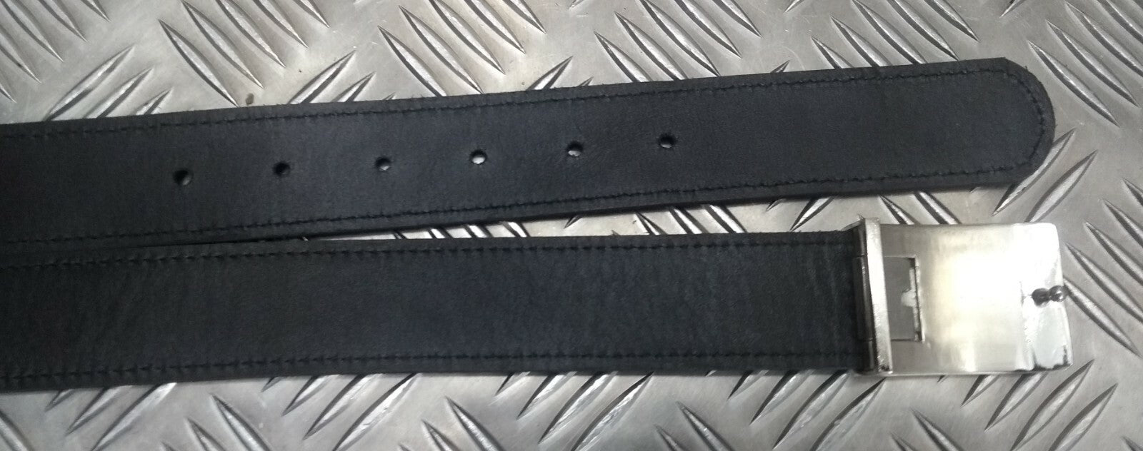 Fire Leather with Chrom Emblem Buckle Belt One Size - NEW