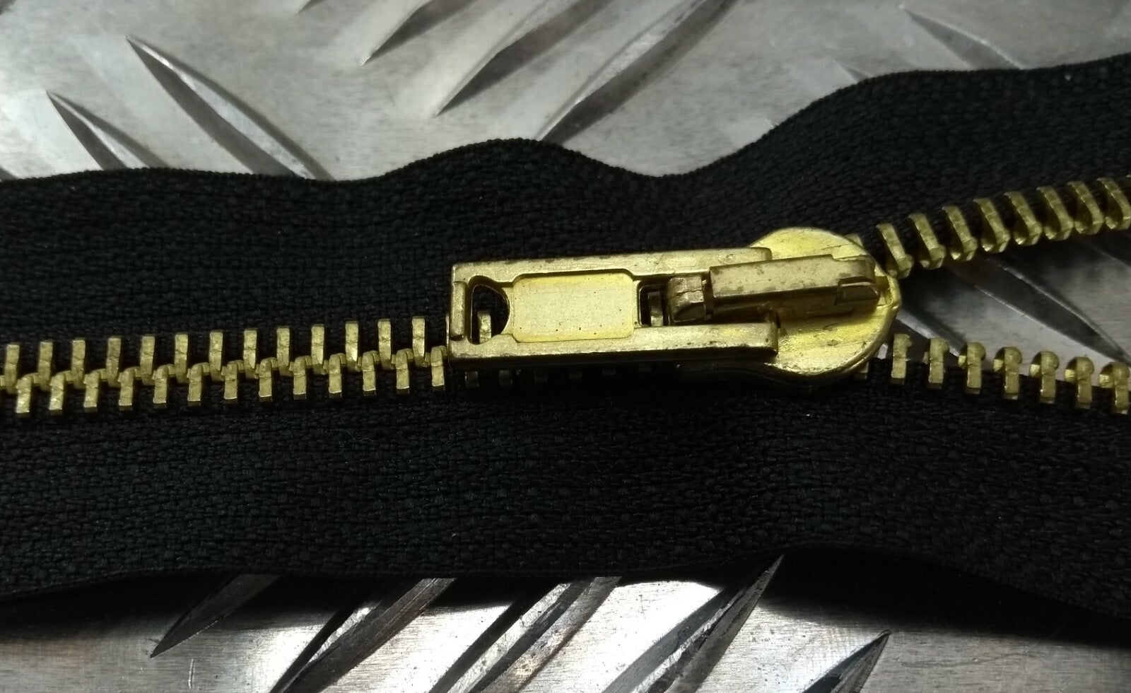 Genuine British Black 20cm Closed End Metal Zip Zipper