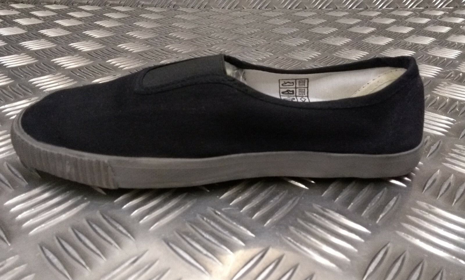 Genuine British Issue PT PE BLACK Retro Plimsolls Dabs- All sizes